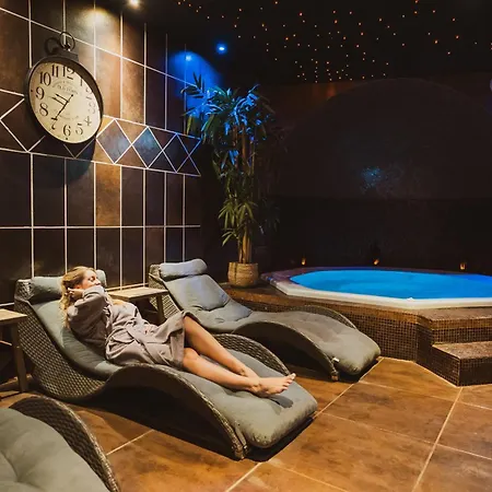 Hotel International & 4* Hyeres